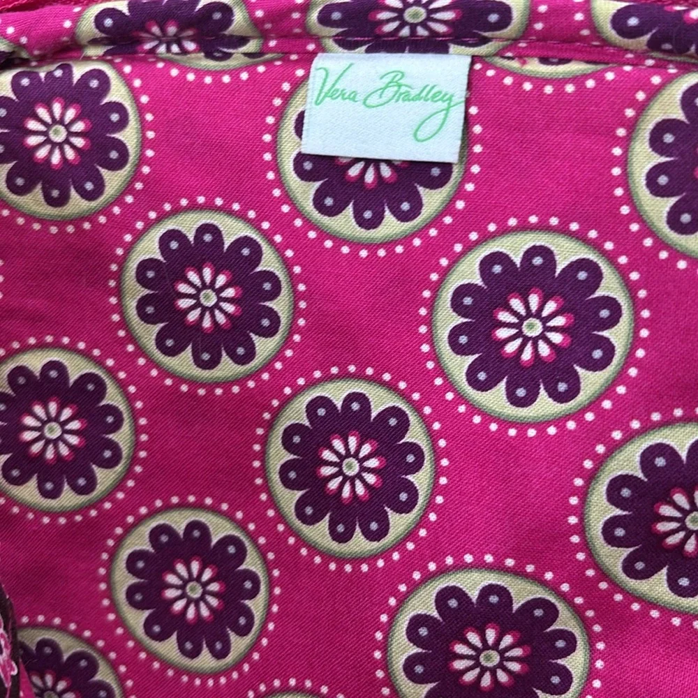 VERA BRADLEY Very Berry Paisley Tablet Case NWOT 7x9 inches Raspberry Pink